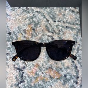 Carfia Retro Sunglasses Never Worn Still in Box